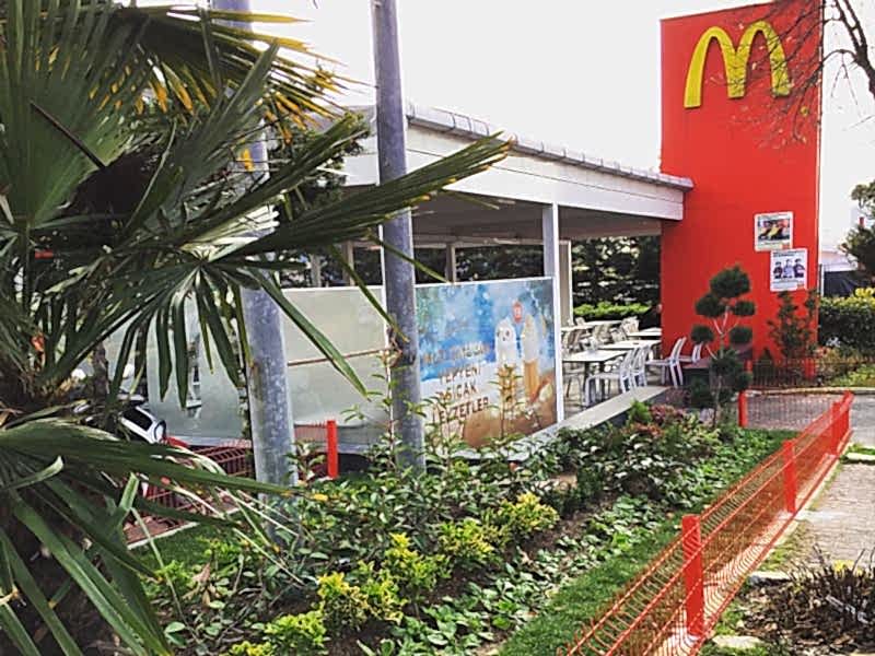 Mcdonalds Acıbadem